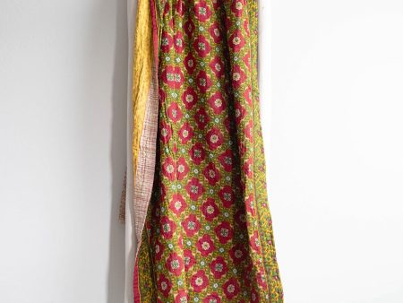 One-of-a-kind Kantha Quilt - KT5771 on Sale