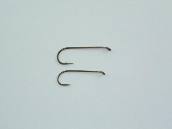 Mustad R43-94831 Dry Fly-  25 ct. pack Online Sale